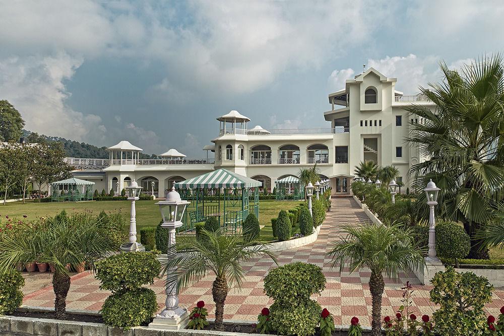 Club Mahindra Kandaghat Exterior photo